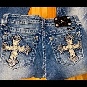 Miss Me-Cross Bling sz28 inseam32